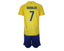 Al-Nassr Cristiano Ronaldo #7 Replika Babytøj Hjemmebanesæt Børn 2023-24 Kortærmet (+ Korte bukser)